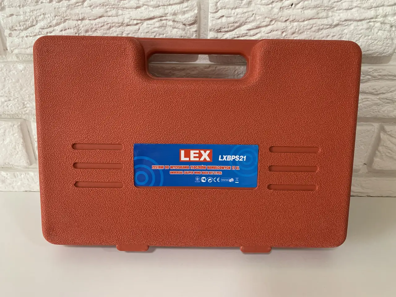 Кейс Lex закритий